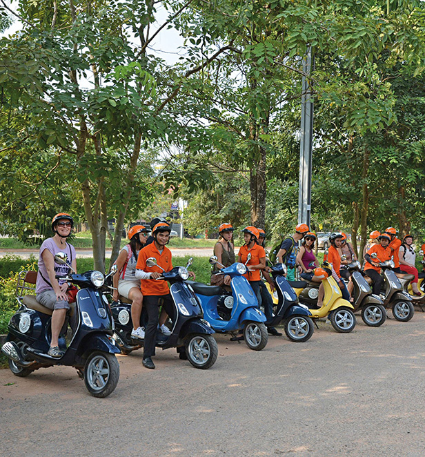 Siem Reap vespa tour, Cambodia